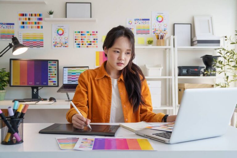 Maîtrisez le design graphique complet : de la création au web